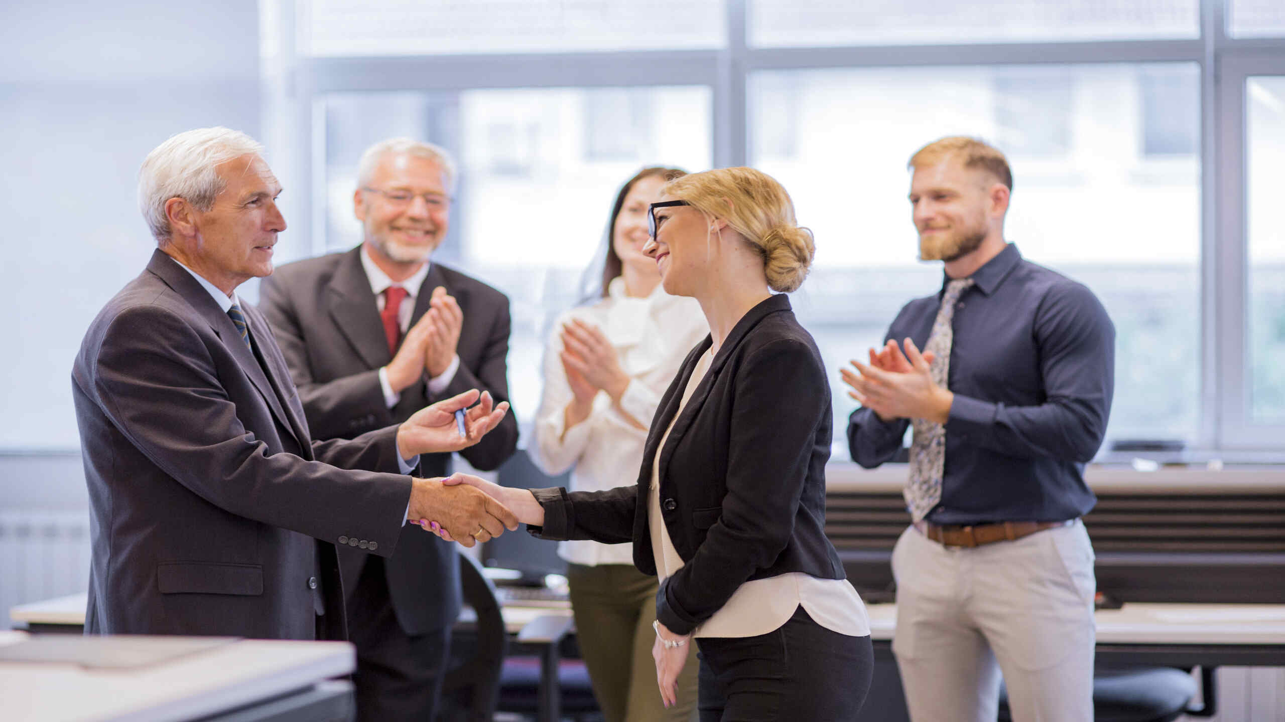 How to Recognize Employees to Boost Morale?