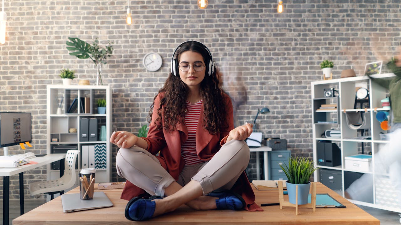 Wellness 2.0: How AI is Changing the Work-Life Vibe
