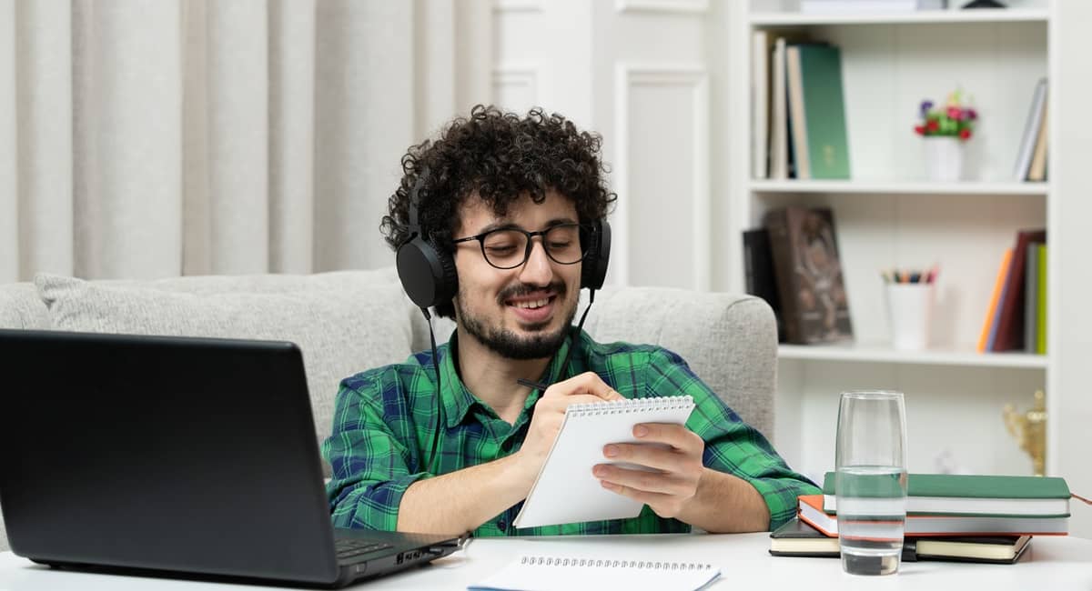 Hyperpersonalised Lessons: AI for Learning and Development