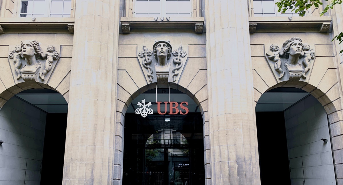 UBS Set to Hire 3,000 in India; Cuts Down Roles in Switzerland